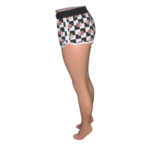 M TV Graphic Plaid Logo Shorts Size L Black and White - Picture 3 of 7